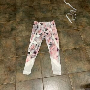 CALIA by Carrie Underwood Pink & White Floral-Striped Mesh Trim Leggings